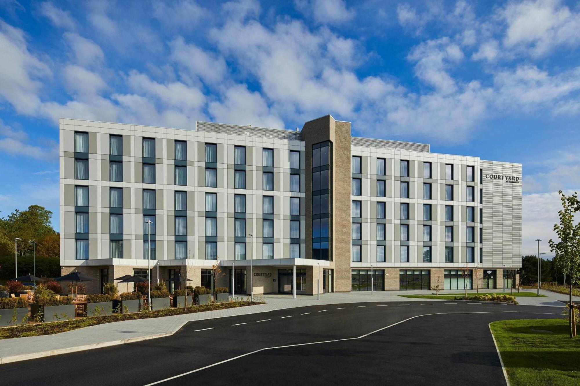 Courtyard By Marriott On Trent Staffordshire 4*